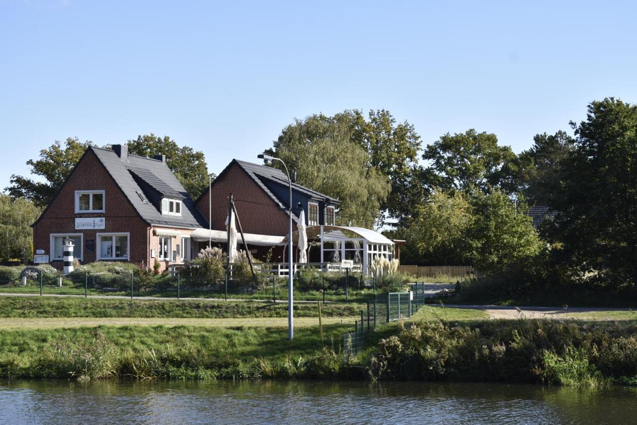 Pension Zur Schleuse Garni Am Elbe Luebeck - Kanal In Witzeeze Eksteriør bilde