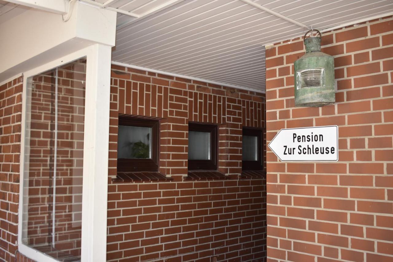 Pension Zur Schleuse Garni Am Elbe Luebeck - Kanal In Witzeeze Eksteriør bilde